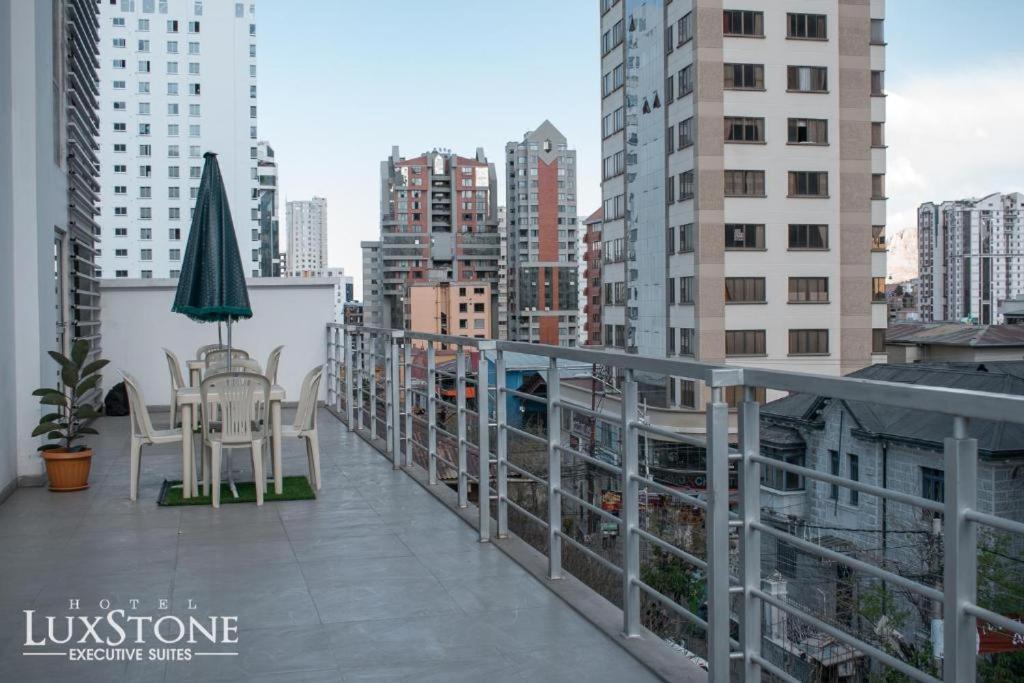 Luxstone Executive & Suites La Paz Dış mekan fotoğraf
